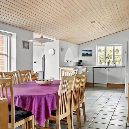 Dom wakacyjny 10704-ulfborg-gaffelbjergvej-49 *